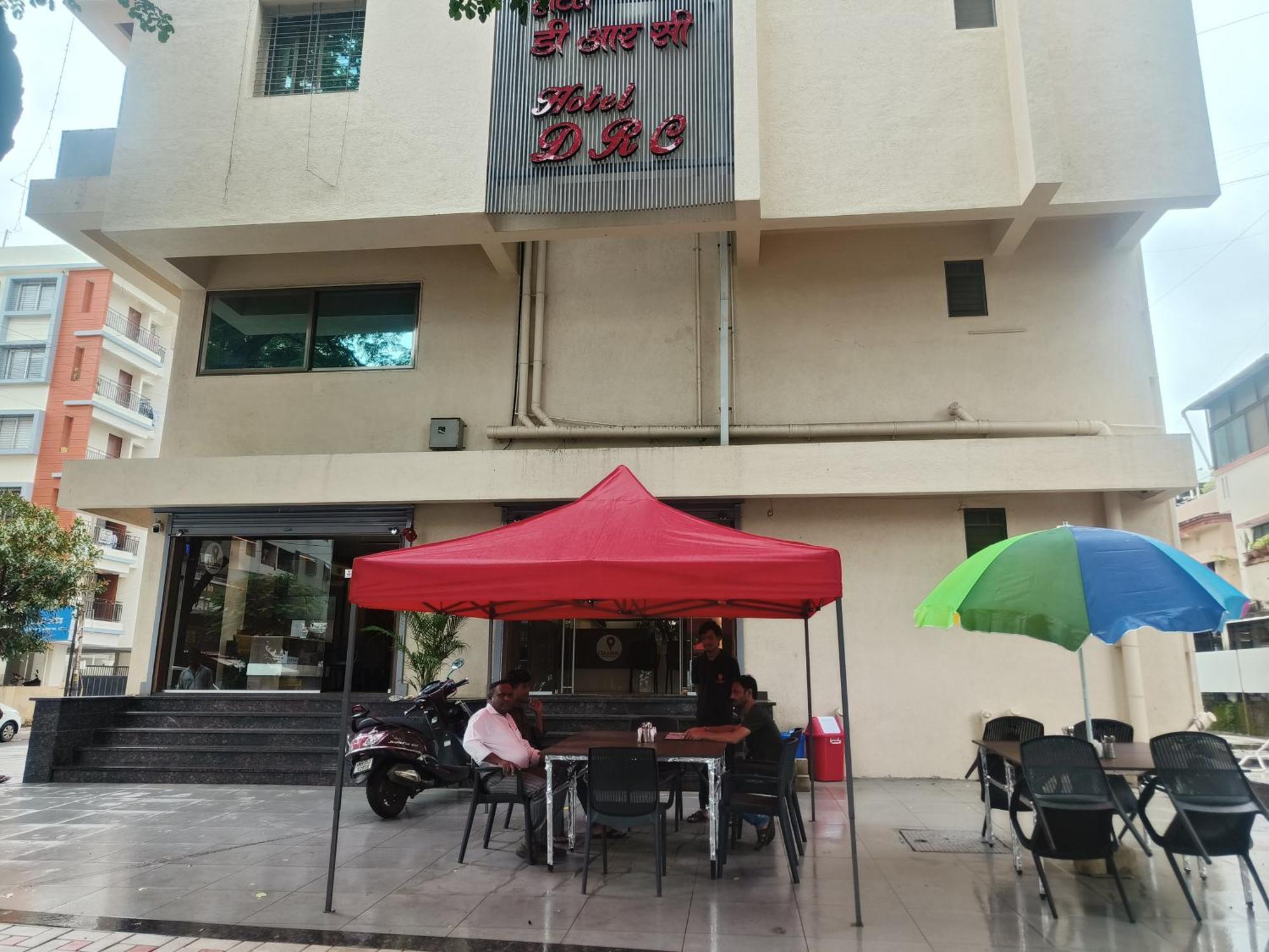 Hotel Drc Nászik Kültér fotó